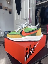 NIKE LDWAFFLE / SACAI GREEN GUSTO/SAFETY ORANGE VERT GUSTO/ORANGE SECURITE