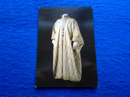 1916 arab robe - by, t.e