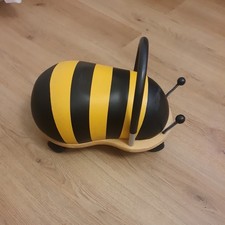 Bumble Bee ride on by Wheely
