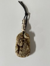 Chinese Carved Frogs Hard Stone Jade Pendant.