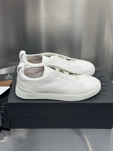 Men zegna triple - ,