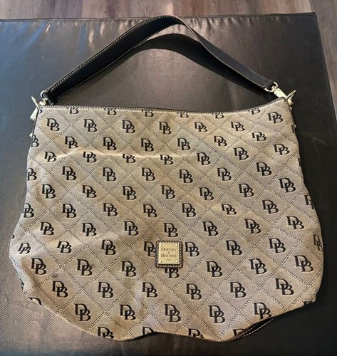 Dooney bourke large brown db - bourke,