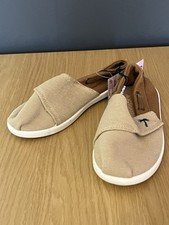 Child 9 - Tanned Loafer Style. Brand New.