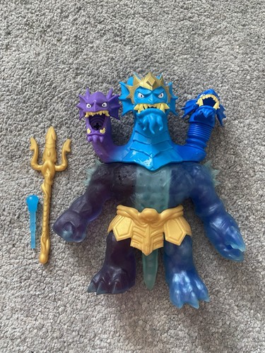 Heroes goo jit sea - of,