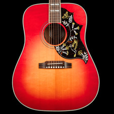 Gibson Hummingbird Standard in Vintage Cherry Sunburst