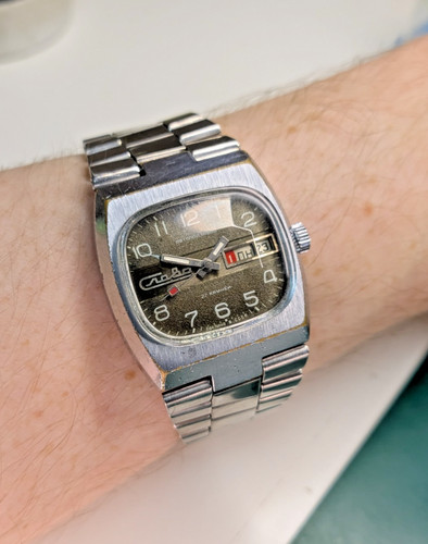 Vintage watch slava - watch, tank