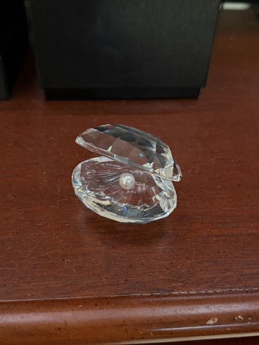 Swarovski crystal oyster clam - crystal,