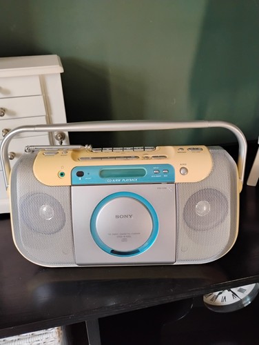 Vintage sony radio cassette - vintage,