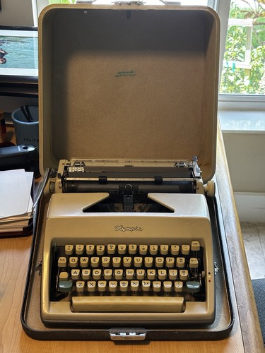 Vtg 1966 olympia - 1966, de