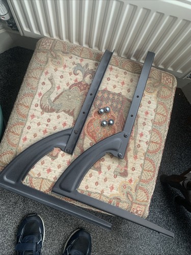 Metal stand for - for, flat
