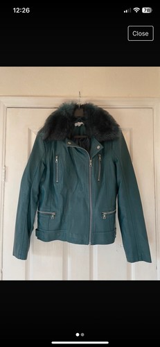 Red herring teal - red, jacket.
