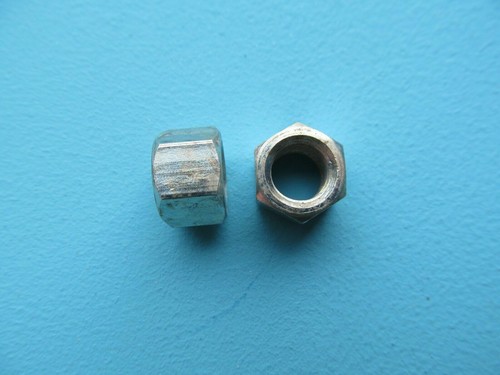 1310 oil pump - pump, junction