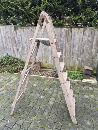 Large vintage wooden - vintage, step