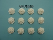 Decorative tudor roses x 12