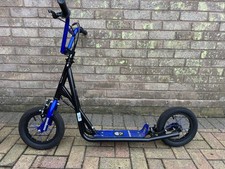 MONGOOSE EXPO SCOOTER