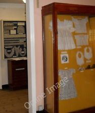 Photo 6x4 Display cases within