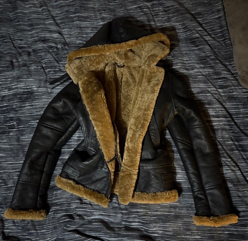 Genuine leather and sheepskin - genuine,