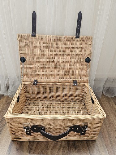 Hay hampers large - large, wicker