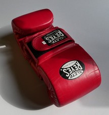 Cleto Reyes Hook and Loop Bag