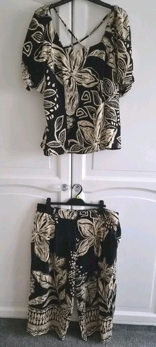 Clothing black and cream - clothing,