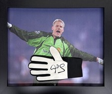 FRAMED PETER SCHMEICHEL SIGNED