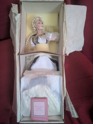 Franklin mint heirloom doll - franklin,