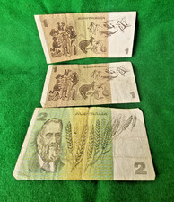 1 x $2 and 2 x $1 Australian