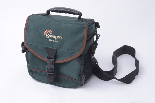 Classic green lowepro nova - classic,