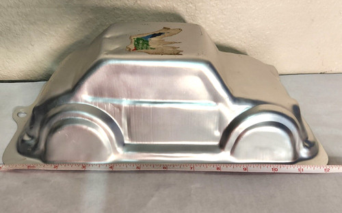 Wilton 2001 novelty - 2001,