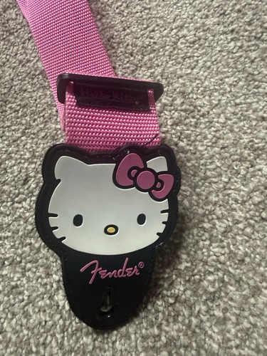 Fender hello kitty guitar - fender,