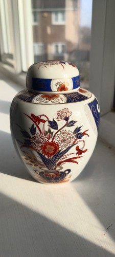 Imari japan ginger jar - japan,