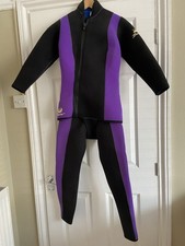 2 Piece Full Length Womens Wet Suit M/L