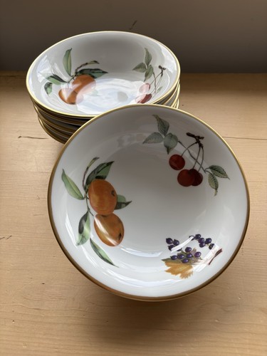 Royal worcester evesham gold - worcester,