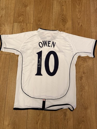 Michael owen signed - michael,