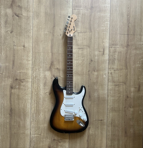 Squier fender stratocaster - squier,