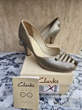 Clarks Coconut Ice Vintage