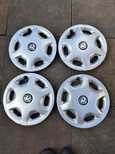 Vauxhall wheel trims - wheel,