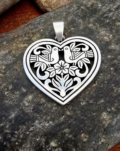 Retired james avery love - james,