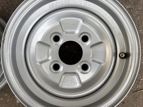 Pair inch trailer - of, 10