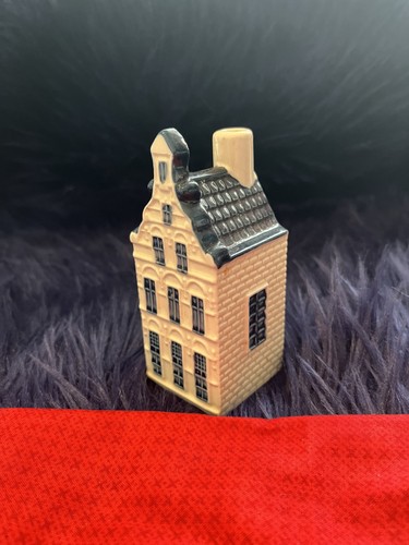 Klm delft blue miniature house - klm,
