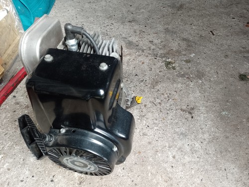 Qualcast 35s lawn mower - , engine