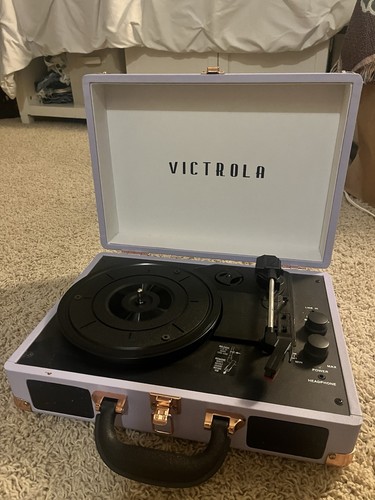 Victrola vintage 3speed - victrola,