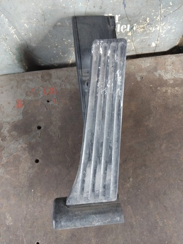 Bmw e46 320i throttle pedal - bmw,