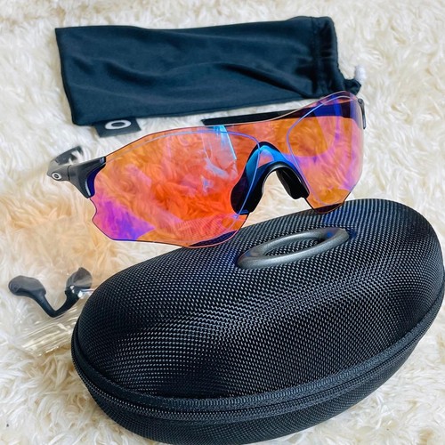 Beautiful item oakley - item,
