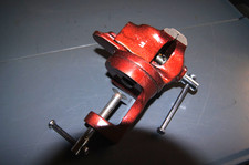 CLAMP ON BENCH VICE 2'' JAWS