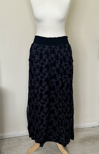 Wrap london embroidered black - london,