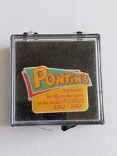PONTIN'S Pin Badge Golden