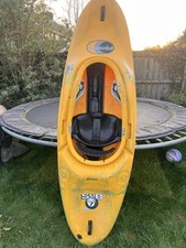 Freestyle pyranha kayak sub7 - freestyle,
