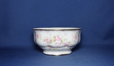 ROYAL ALBERT ~  VICTORIANA