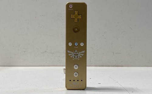 Nintendo wii remote plus gold - nintendo,